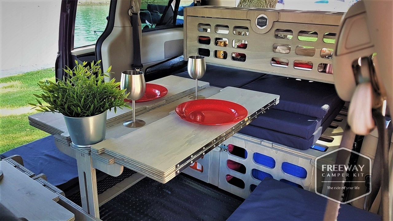 Weggegooid levend Habubu Minivan camper conversion kit Sleeping Giant | Freeway Camper Kit